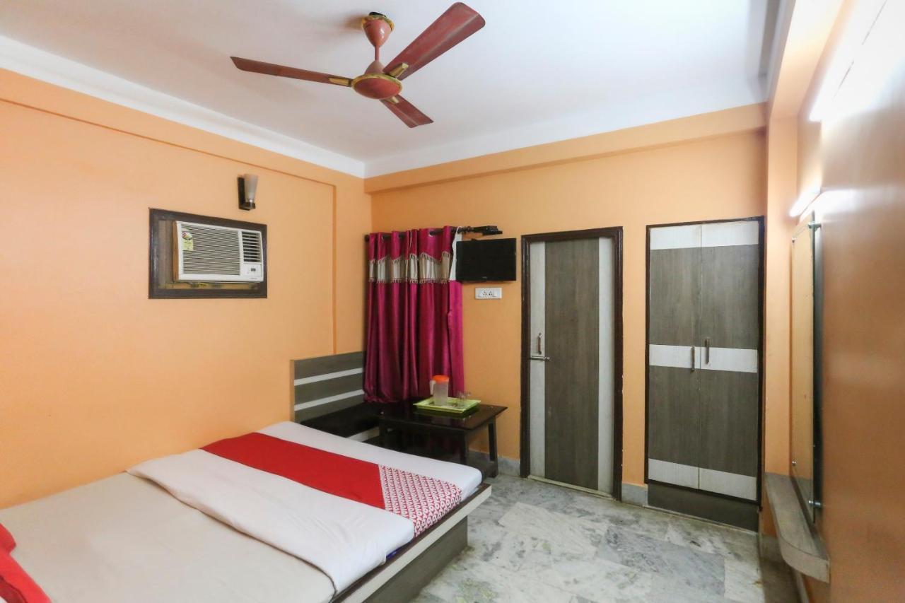Oyo 60609 Hotel Tanushree Rampurhat Exterior photo